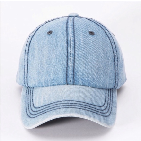 Accessories - Denim hat 🧢